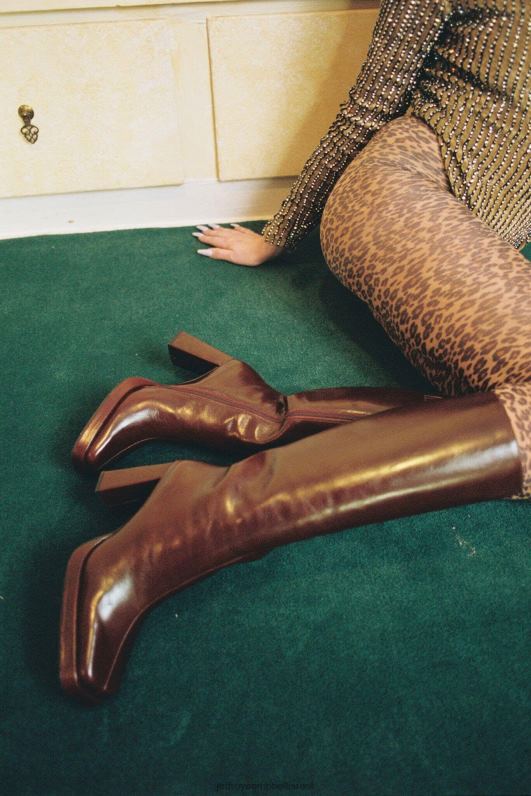 il Jeffrey Campbell מקסימום-2 מגפיים מברך עד ירך נשים שזוף מבריק NN6N6686