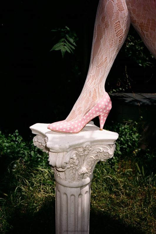 il Jeffrey Campbell ורוניק משאבת עקב נשים פטנט נקודות ורוד לבן NN6N61383