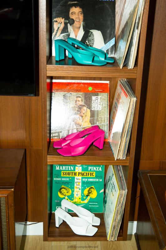 il Jeffrey Campbell בהשראת סנדל עם עקבים נשים אקווה NN6N61452