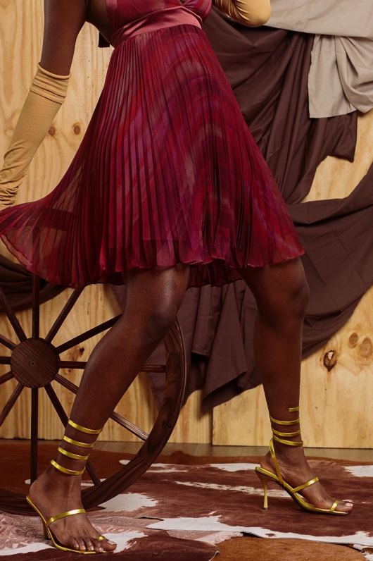 il Jeffrey Campbell לוזיה סנדל עם עקבים נשים זהב מתכתי NN6N61558