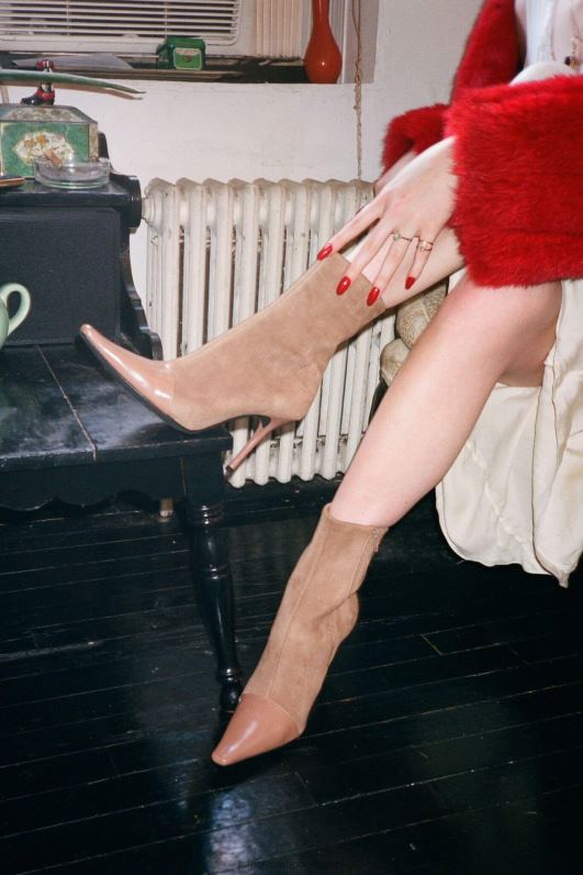 il Jeffrey Campbell ניצול מגפי קרסול נשים קופסא בז 'בז' NN6N6554