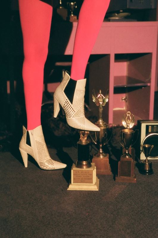 il Jeffrey Campbell חתיך מגפי קרסול נשים כסף פטנט טבעי NN6N6587