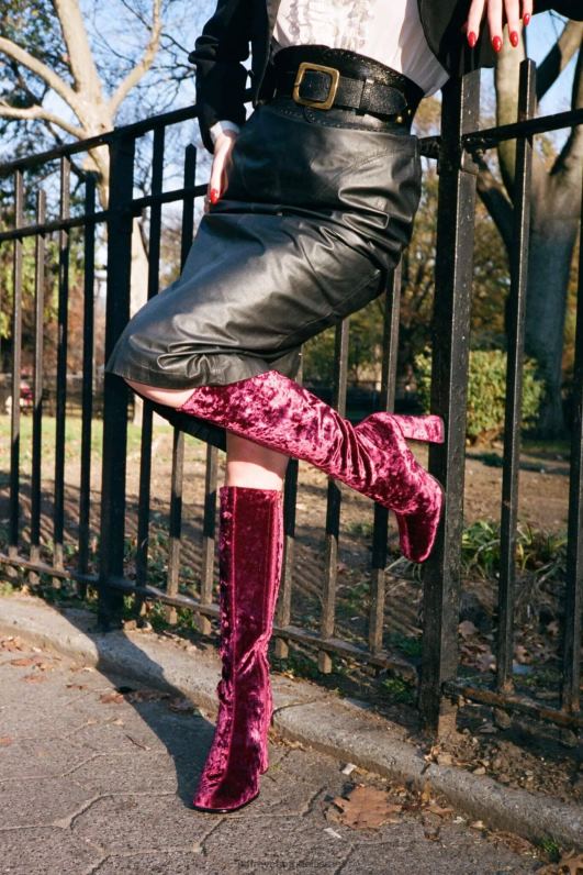 il Jeffrey Campbell נאיסנס מגפיים מברך עד ירך נשים קטיפה כתוש בצבע חום NN6N6766